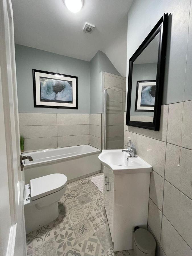 Tonn Ruray Sea View Luxury 2 Bed Apartment Dundrum 外观 照片