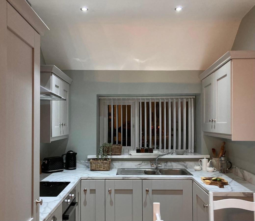 Tonn Ruray Sea View Luxury 2 Bed Apartment Dundrum 外观 照片